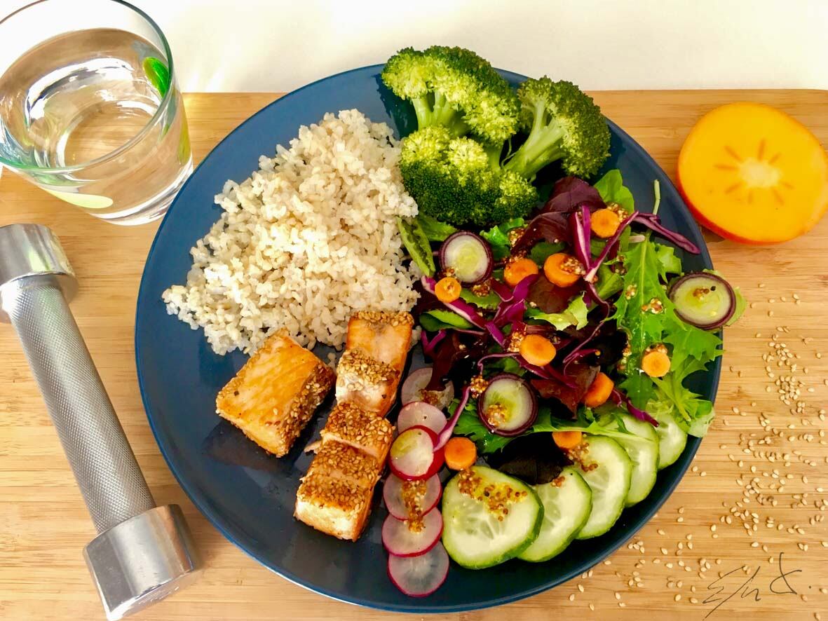 Un ejemplo del tipo de plato recomendado por Harvard a partir de las distribuciones.