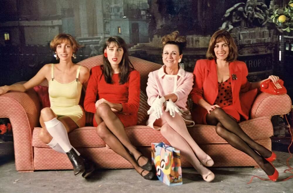 María Barranco, Rossy de Palma, Julieta Serrano y Carmen Maura en una fotografía promocional de Mujeres al borde de un ataque de nervios. El Deseo DA S L U Foto Macusa Cores