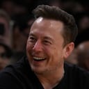 Elon Musk busca expandir sus negocios en China, mientras Ron DeSantis busca que China no tenga más influencia dentro de Estados Unidos