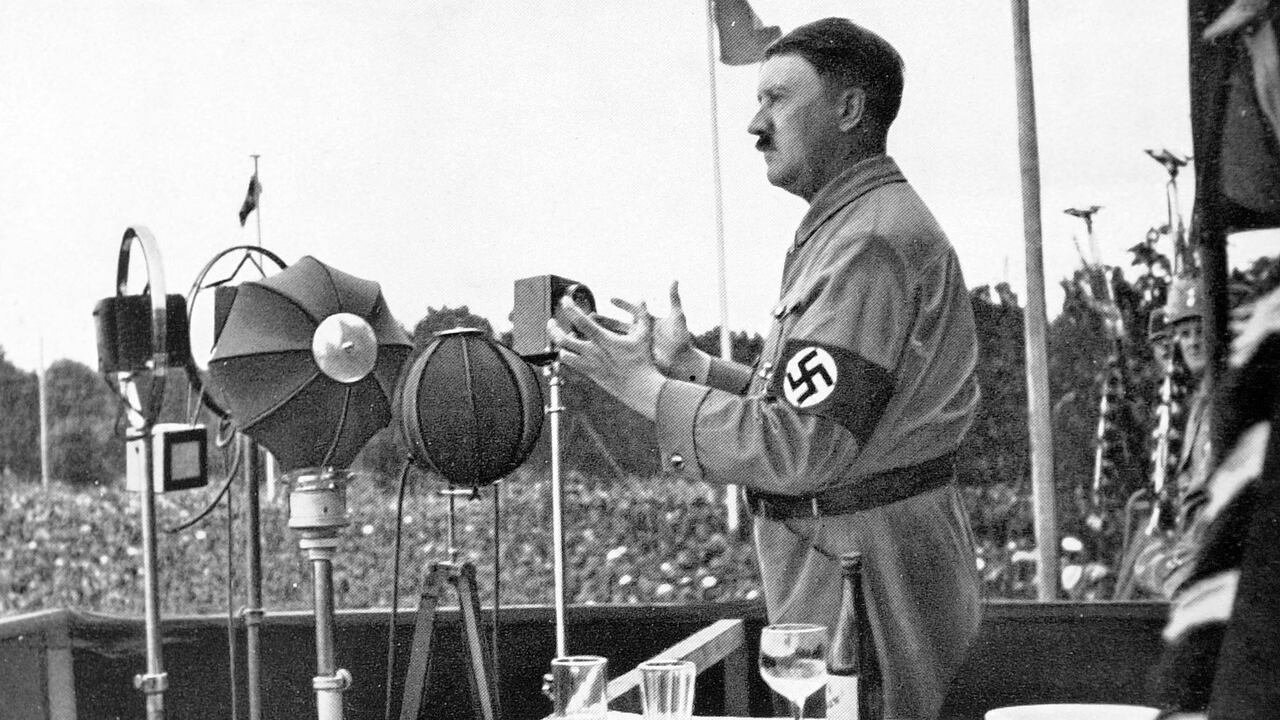 Adolf Hitler en Nuremberg, 1935 (Photo by: Photo12/Universal Images Group via Getty Images)