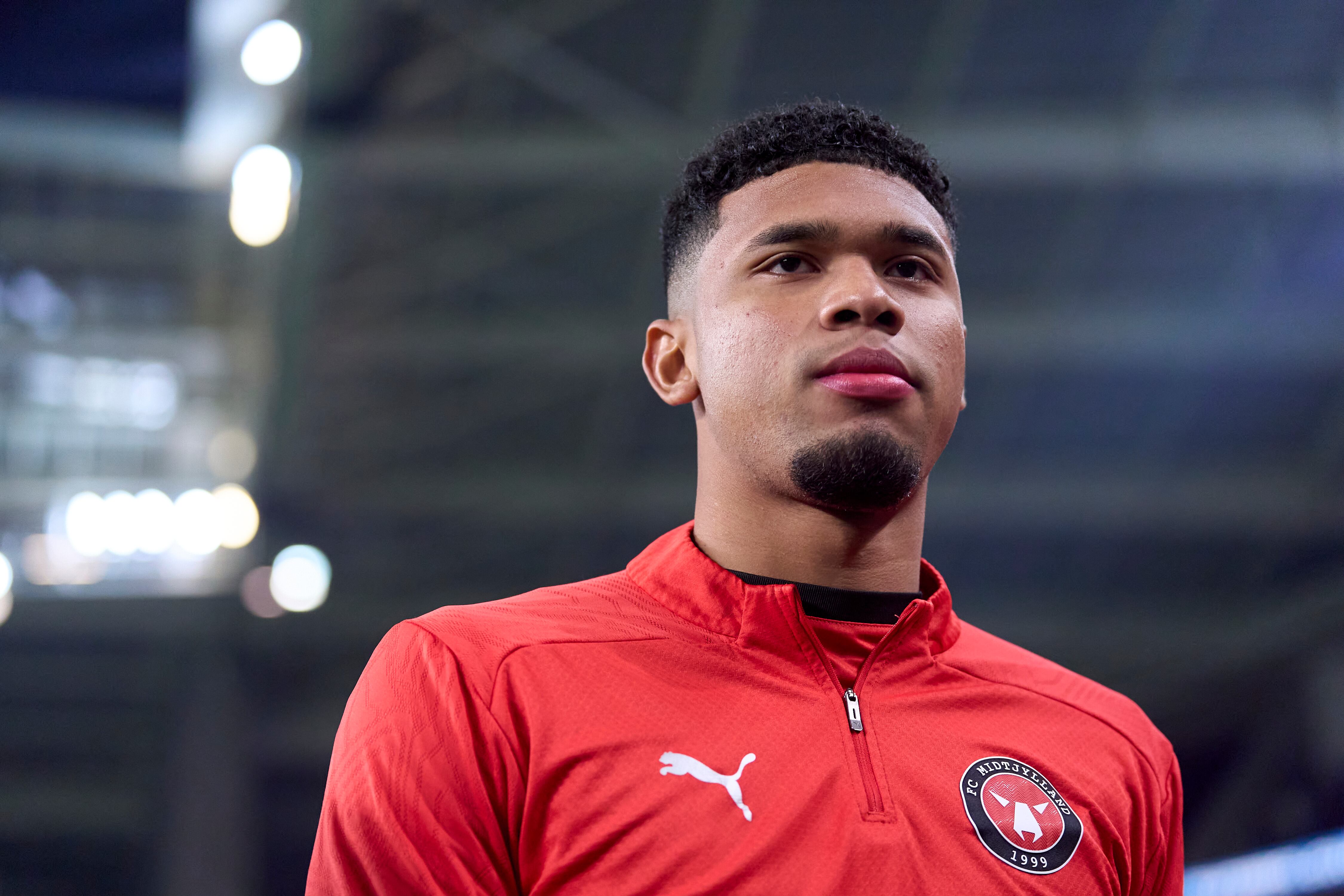 Pedro Bravo con los colores del Midtjylland de Dinamarca.