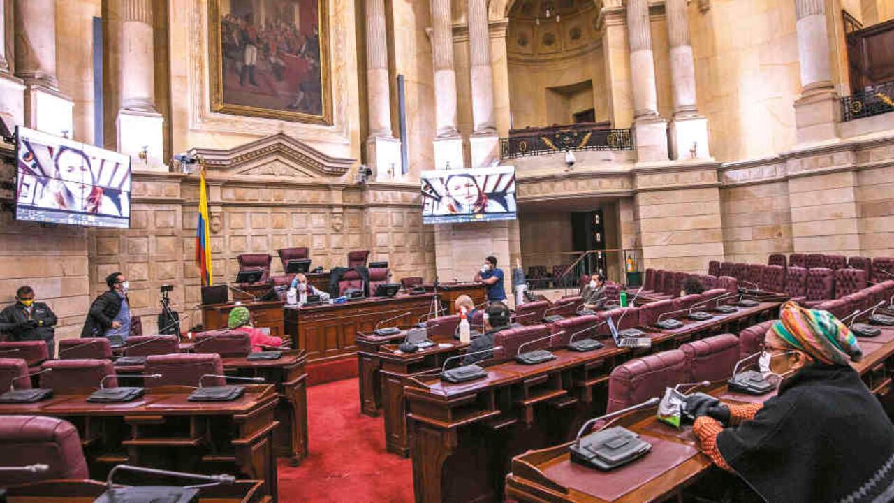 El Congreso implementó este semestre las sesiones semipresenciales. Esto sirvió para que no se frenara el ejercicio democrático, pero también para hacerlo con los cuidados necesarios.