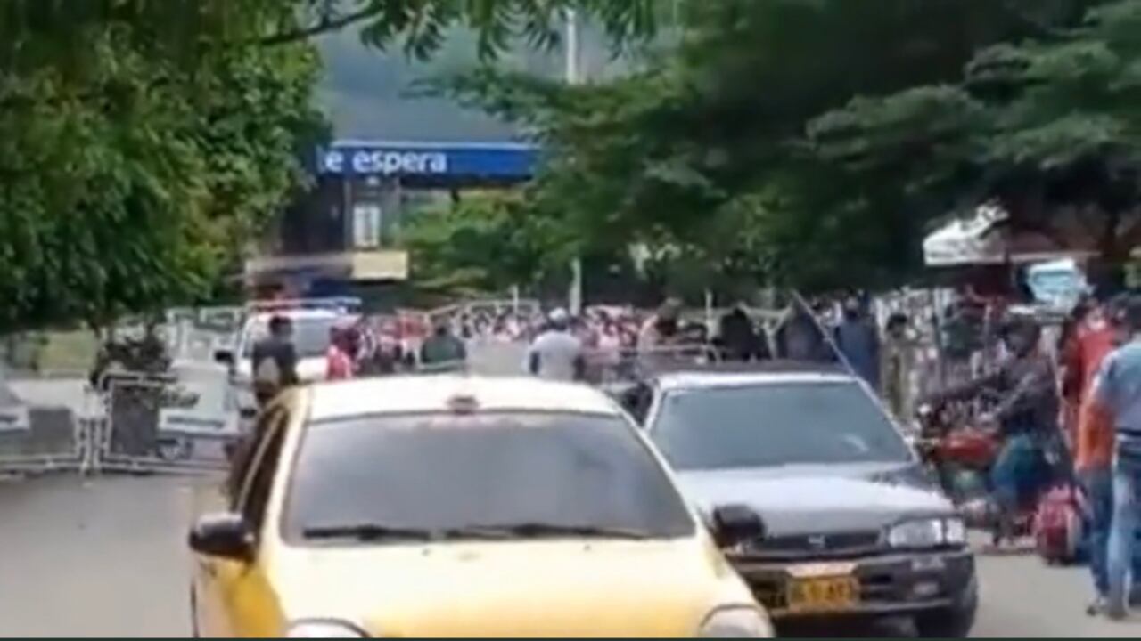 Autoridades venezolanas abren paso fronterizo tras crecida del río Táchira/EnFrontera_/Twitter/Captura de pantalla