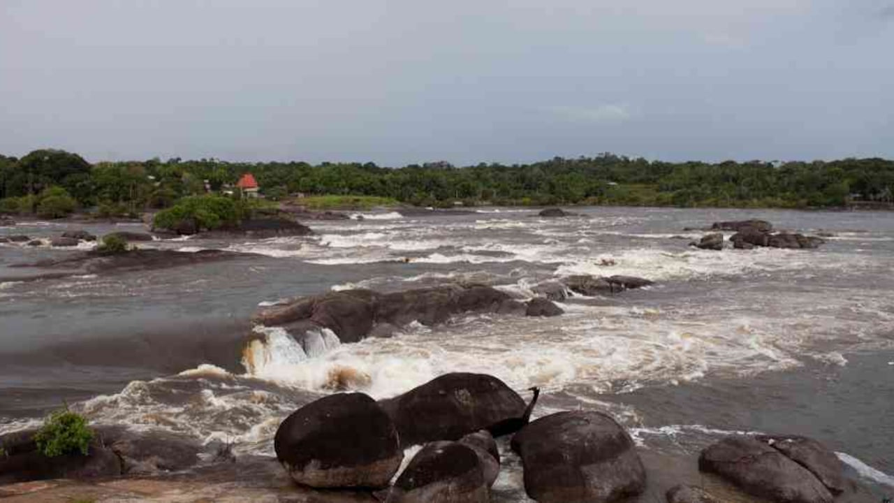 Luego de realizar inspección integral a la operación del acueducto, alcantarillado, aseo y energía en la capital del Vaupés, concluyó que la calidad del servicio de acueducto es deficiente, confirmando los resultados del Sistema de Vigilancia de Calidad del Agua Potable, según los cuales los mituenses recibieron agua con riesgo medio durante el 2020.