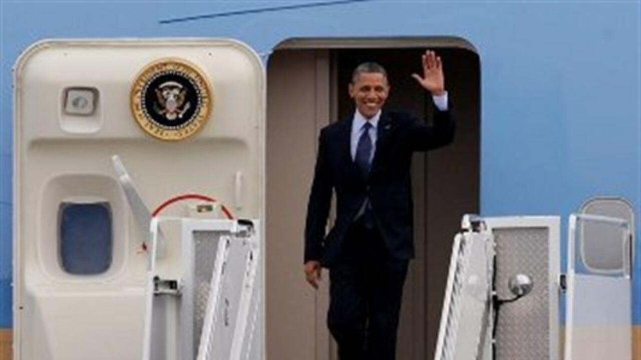 El presidente de Estados Unidos, Barack Obama, llegó al aeropuerto Rafael Núñez de Cartagena (Colombia). Obama comenzó una visita de tres días a este país para participar en la VI Cumbre de las Américas.