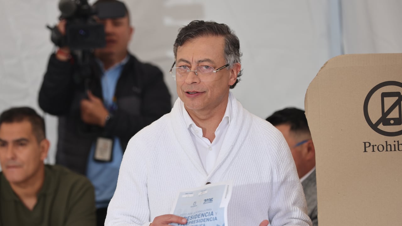 El presidente Gustavo Petro votando de la Plaza de Bolívar, este domingo 31 de mayo.