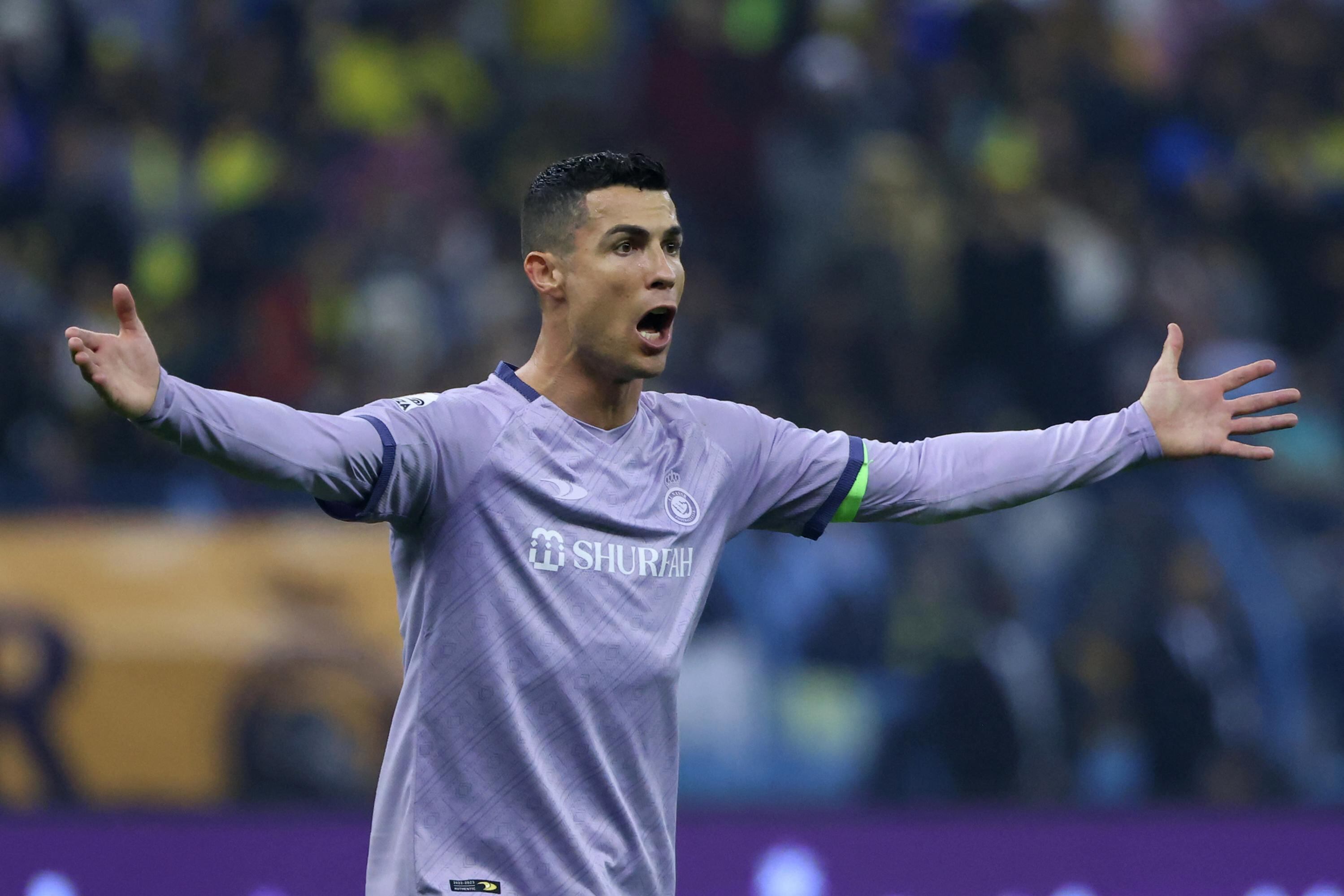 Cristiano Ronaldo poco pudo hacer en el duelo que su equipo, Al Nassr, perdió con Al Ittihad por la Supercopa de Arabia Saudita.