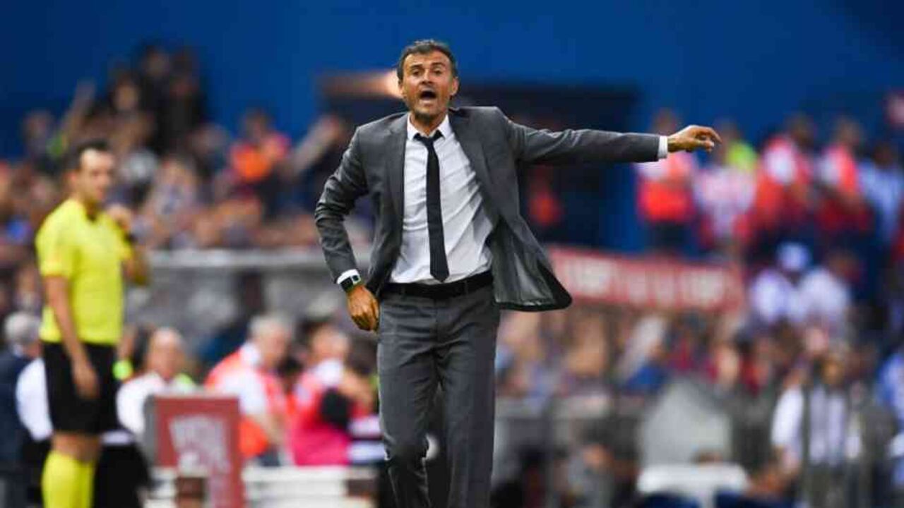 El exentrenador del Barcelona, llega para dirigir al equipo nacional español.