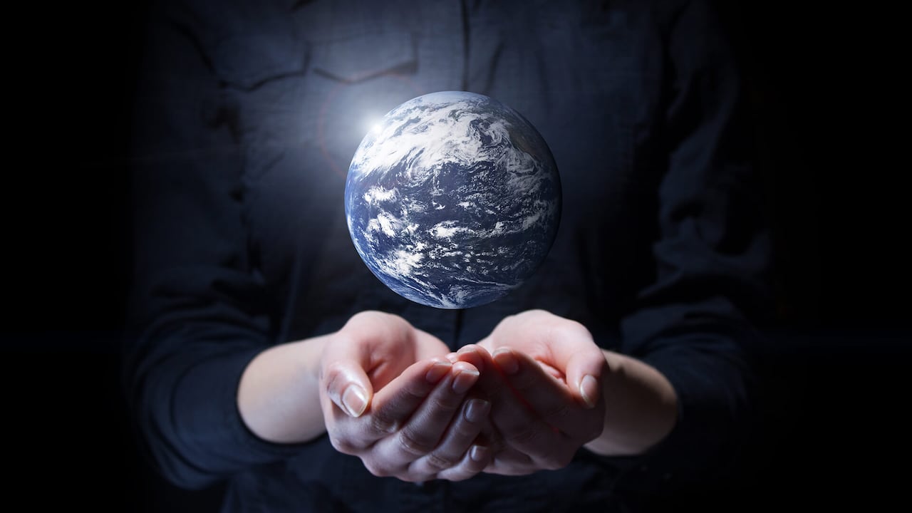 Los Emiratos Árabes Unidos buscan a través de este premio promover la acción climática y mejorar las comunidades vulnerables en todo el mundo.