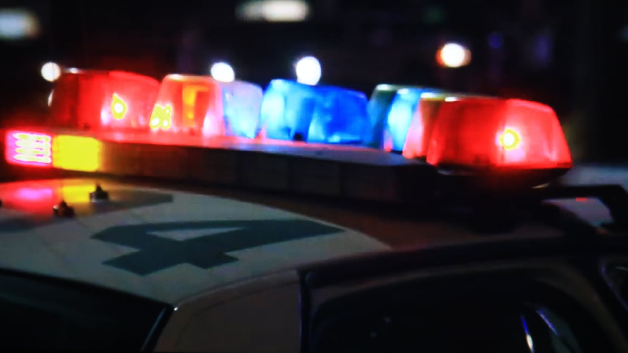 La policía descubrió dos cadáveres tras el accidente en el campo de golf.