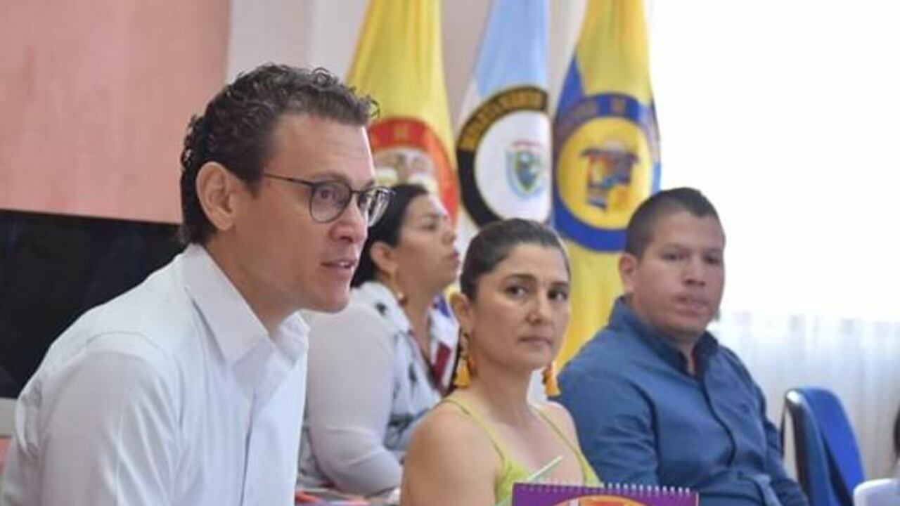 Alcalde Jamundí en comité de gobierno