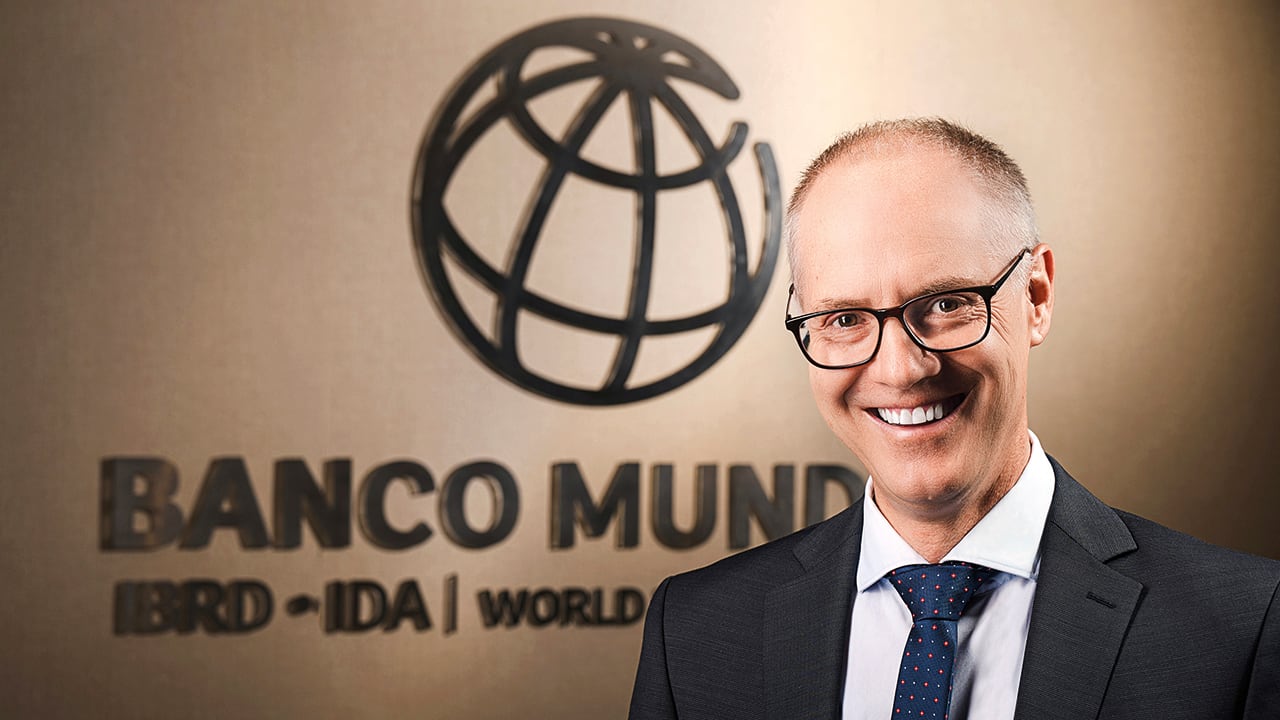 Peter Siegenthaler lleva 25 años en el Banco Mundial. Su primera experiencia fue en África, y en Colombia ha sido un incansable caminante.