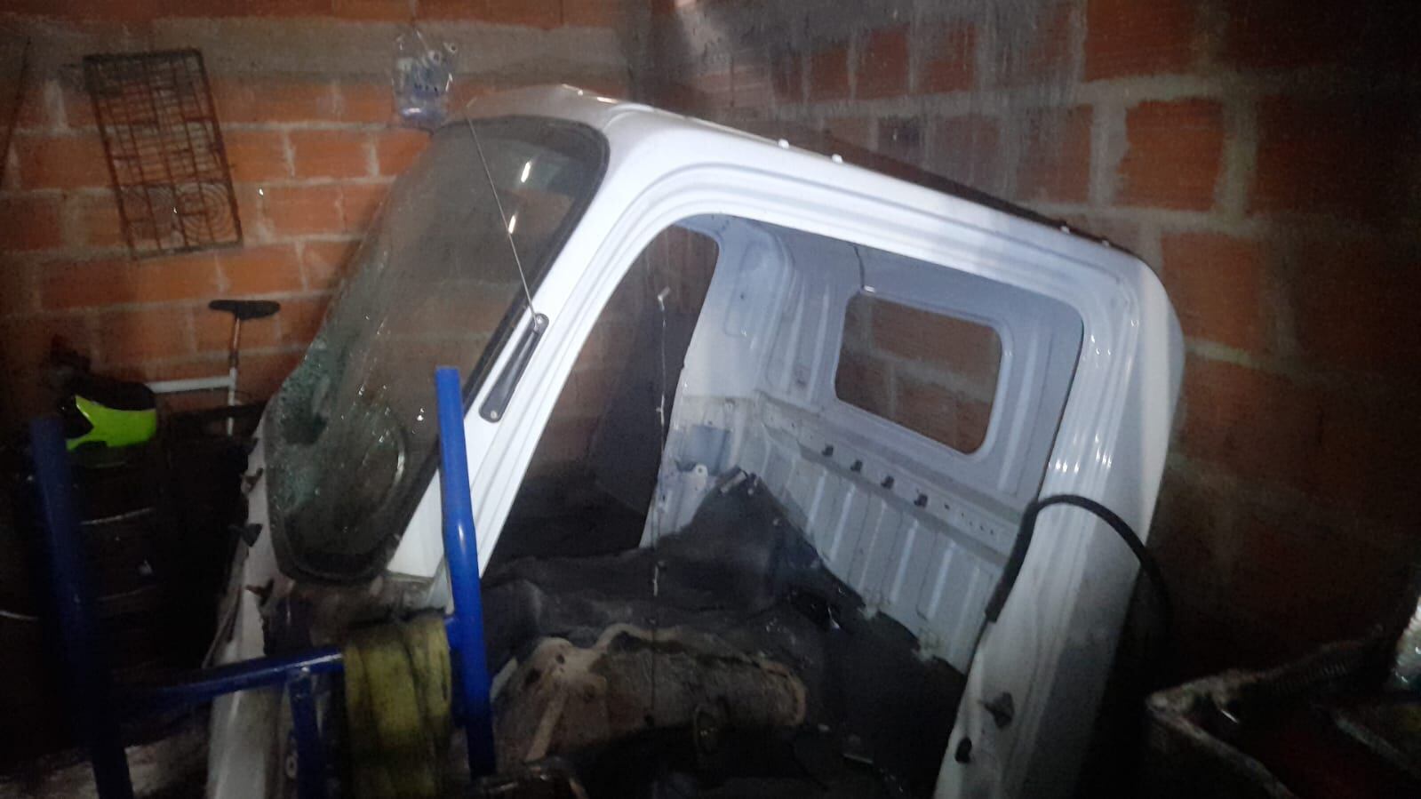 De acuerdo con la Policía, este furgón tenía antecedentes de haber sido hurtado