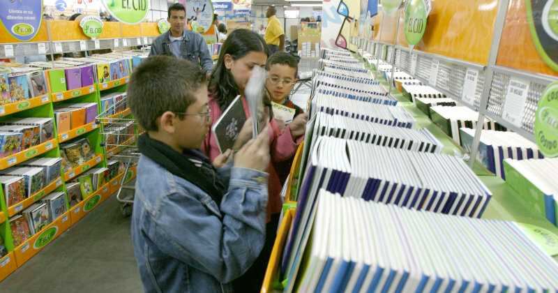 La compra de útiles y materiales de temporada escolar tendrá una reducción de más de 50 %, por cuenta de las restricciones a la movilidad y el hecho de que las clases se mantienen virtuales.