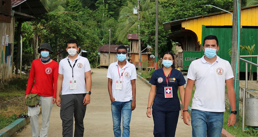 Los ángeles del Baudó: un ejército de voluntarios que lleva bienestar y salud a las poblaciones olvidadas del Pacífico
