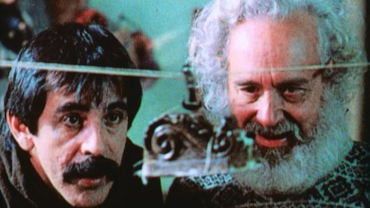 Los actores Frank Ramírez ('Perro' romero) y Humberto Dorado (Víctor Honorio).