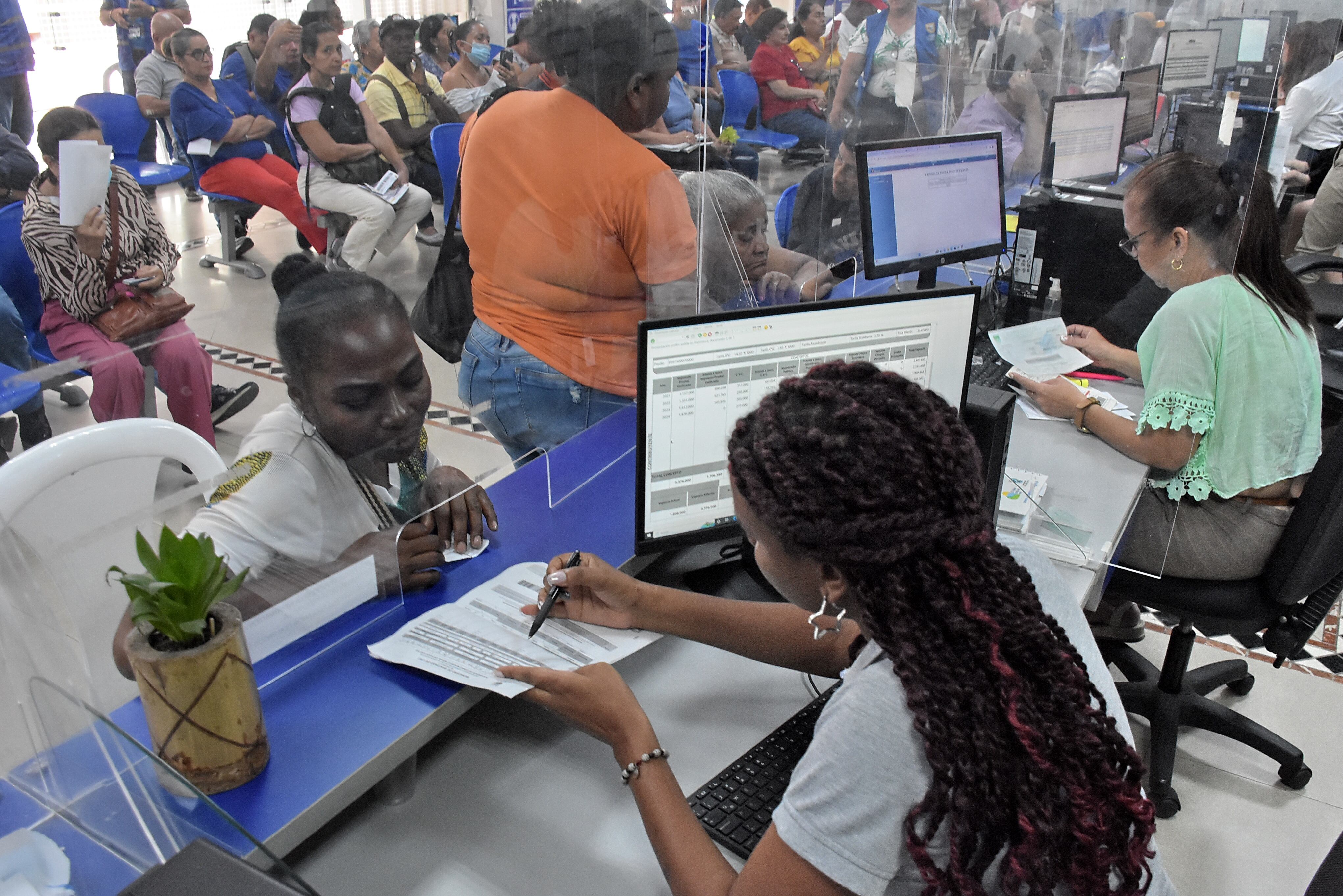 Los Caleños le madrugaron al pago del impuesto predial y poder recibir los descuentos otorgados por la secretaría de hacienda municipal para esta vigencia 2024.