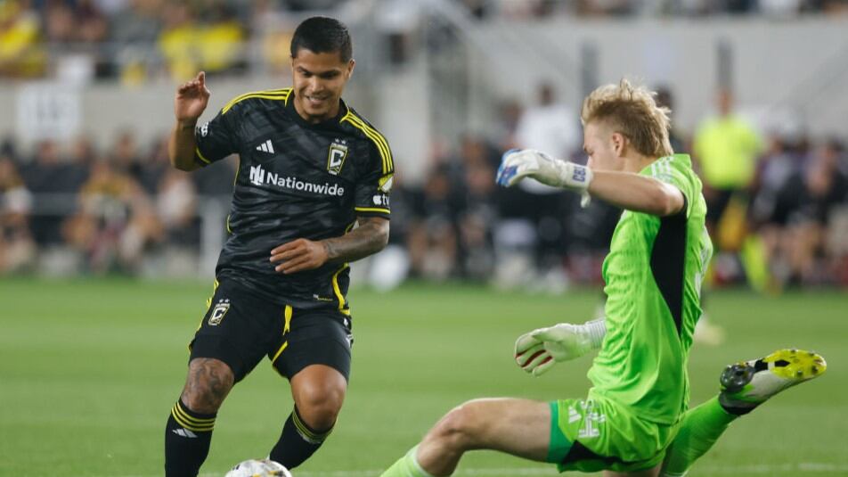 Triplete del Cucho Hernández en la Major League Soccer