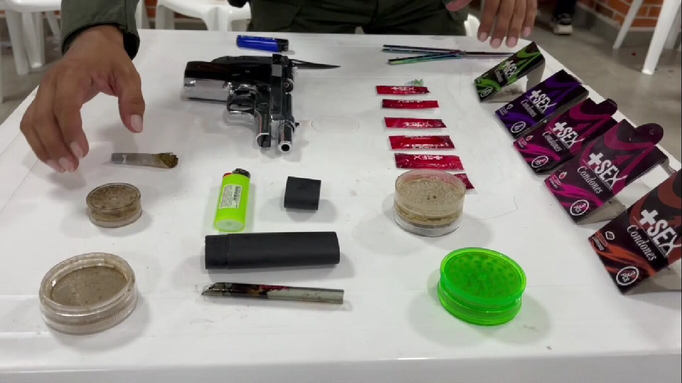 Elementos incautados en una chiquiteca en Bucarmanga.