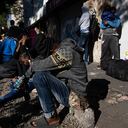 El año pasado, los nuevos desplazamientos internos causados por conflictos llegaron a 28,3 millones, casi el doble de 2021 y el triple que la media anual de la última década. (Photo by Daniel Cardenas/Anadolu Agency via Getty Images)