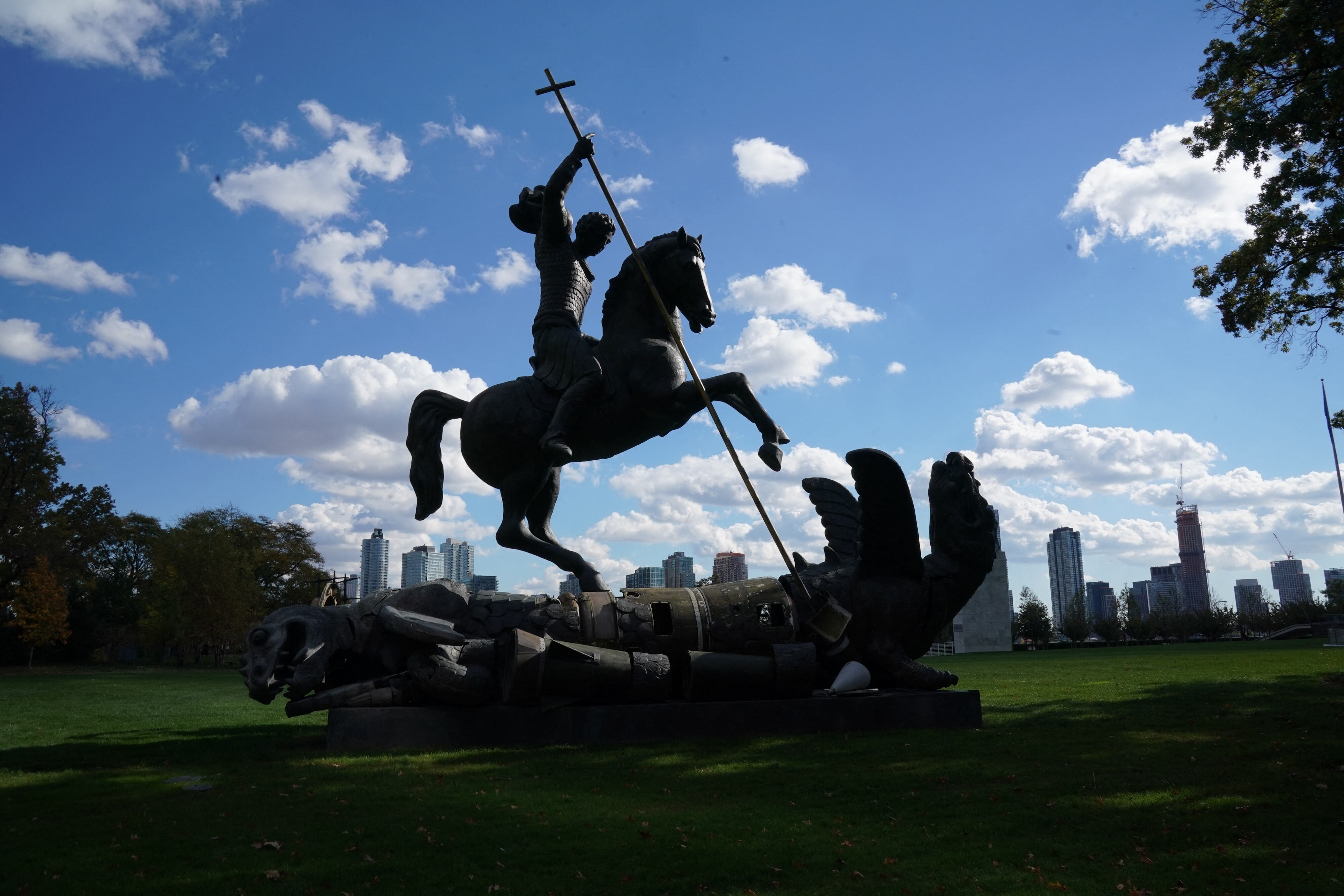 In this heart of world diplomacy, which hosts crucial crisis meetings for the world, history and geopolitics are also explored through some 400 works, offered by 150 of the 193 member countries. (Photo by Bryan R. Smith / AFP)