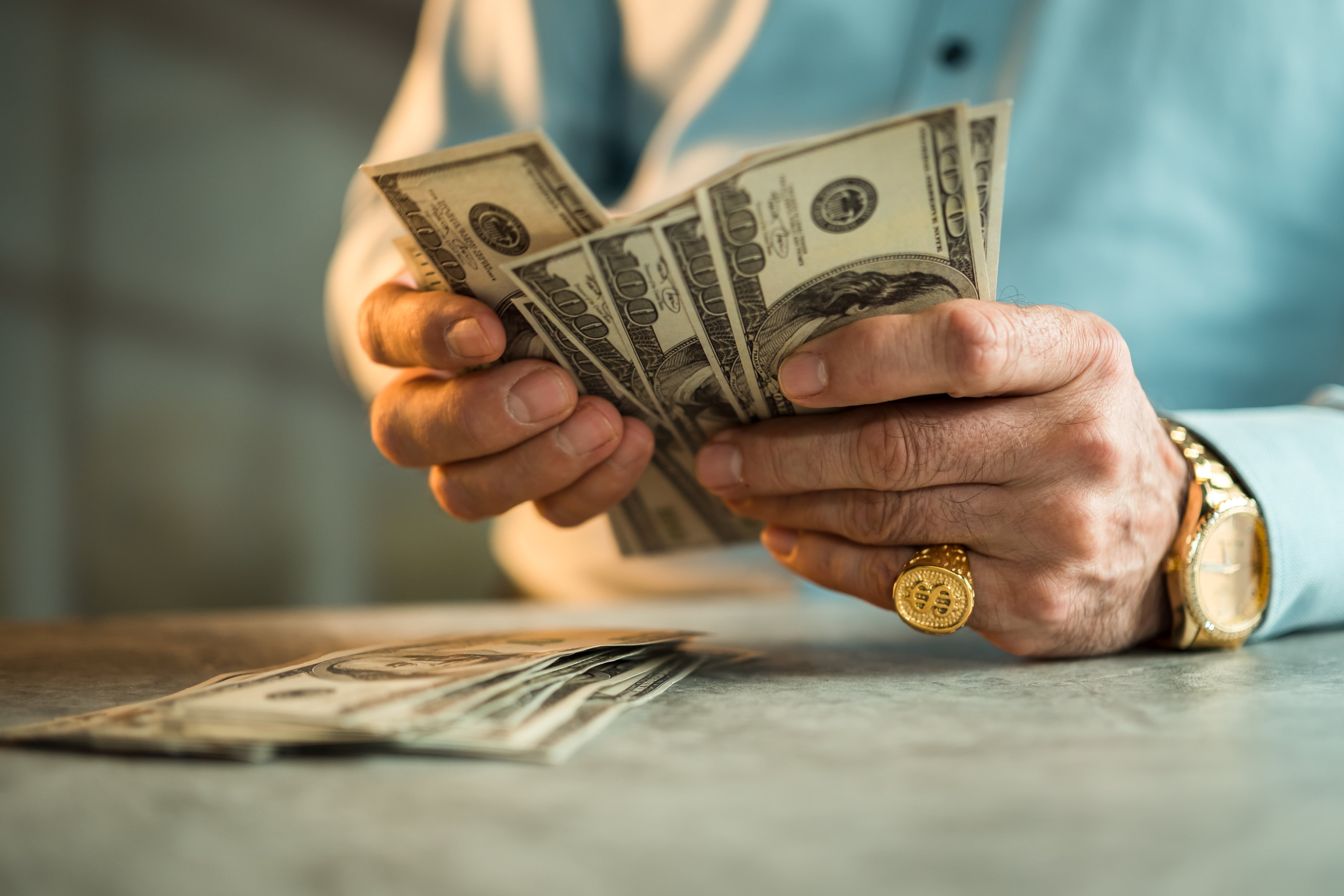 Ser millonario puede proporcionar un sentido de seguridad financiera