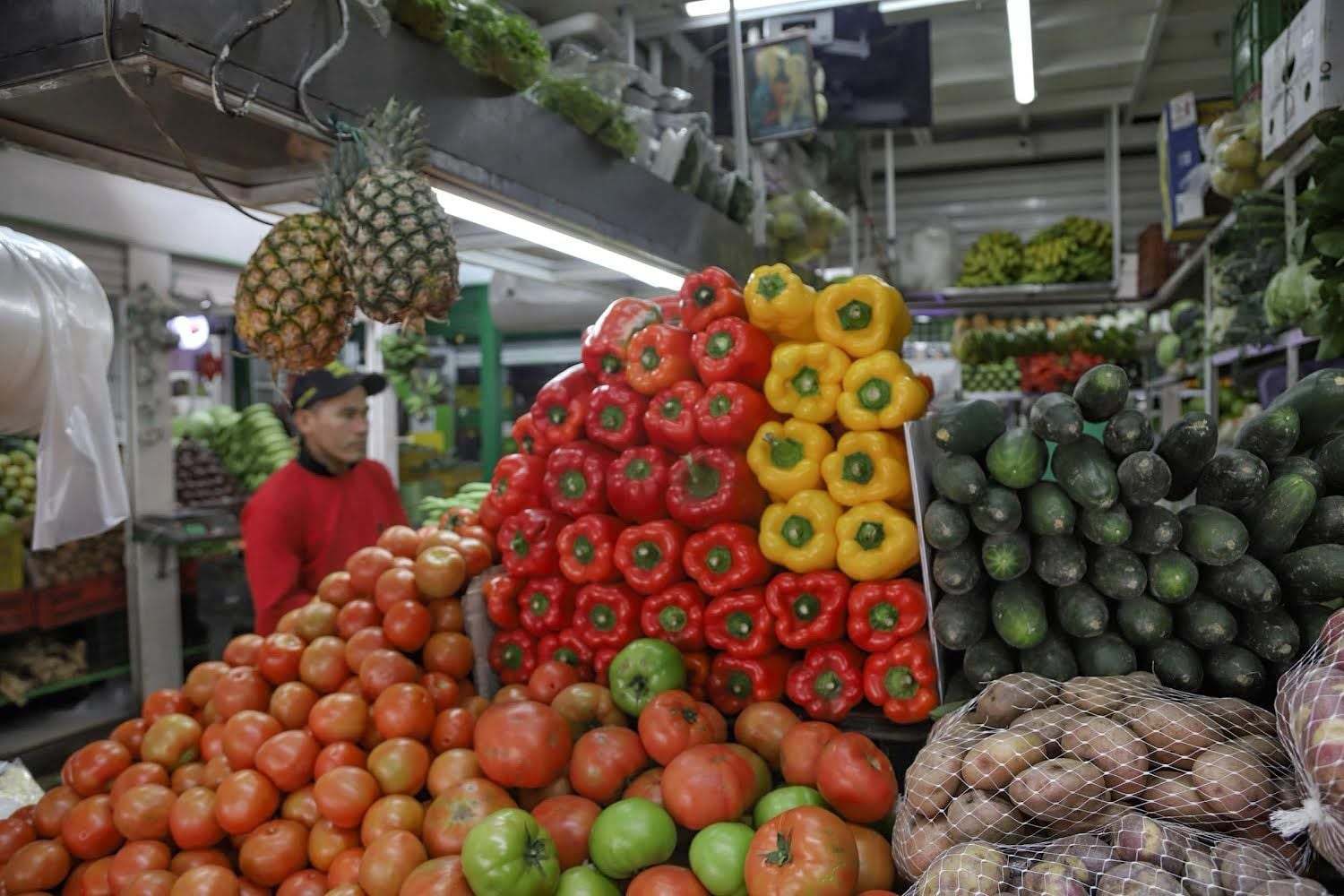 La Organización Mundial de la Salud recomienda comer al menos 400 gramos o cinco porciones de frutas y verduras al día.
