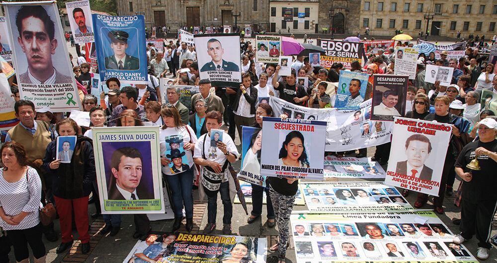 Manifestación contra los crímenes de las Farc.