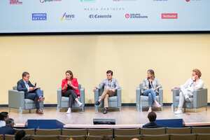 Alejandra Restrepo tiene un reconocido conocimiento en comercio electrónico que aporta en Mercado Libre desde hace 4 años