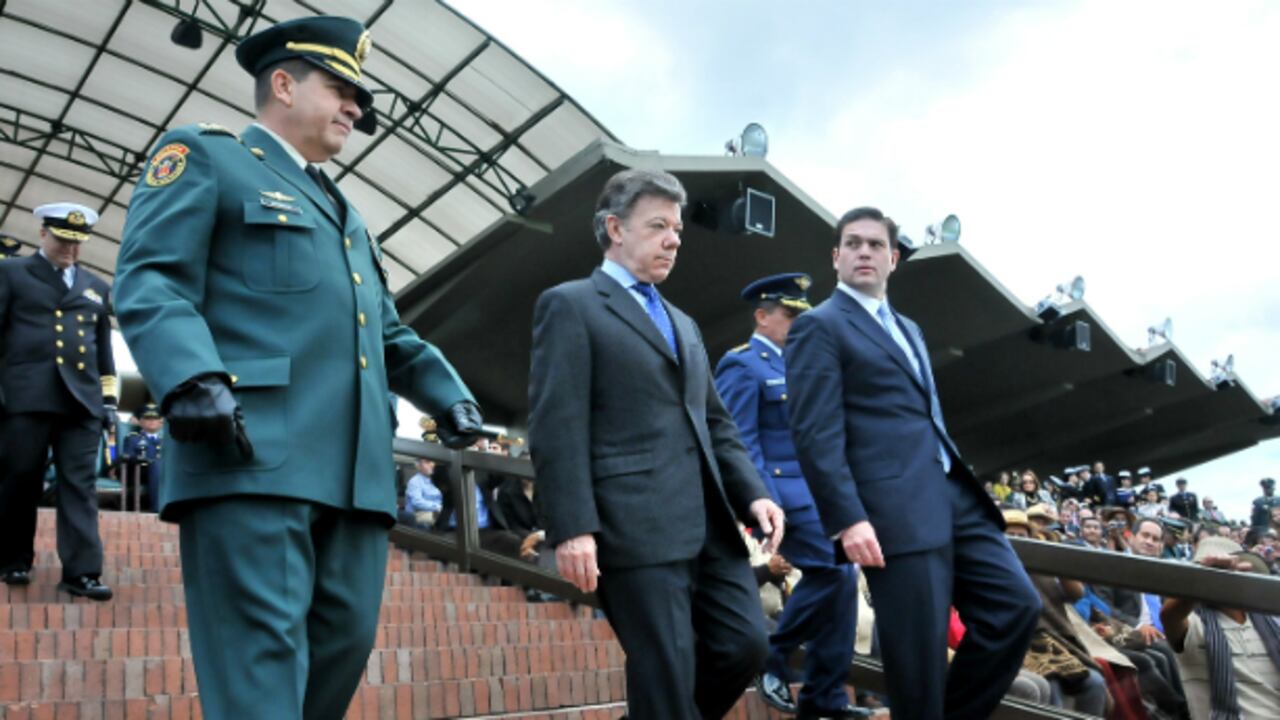 El candidato Juan Manuel Santos anunció que acabaría con el servicio militar obligatorio.