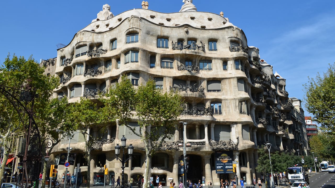 ¿Qué planes baratos se pueden hacer en un viaje a Barcelona, España?