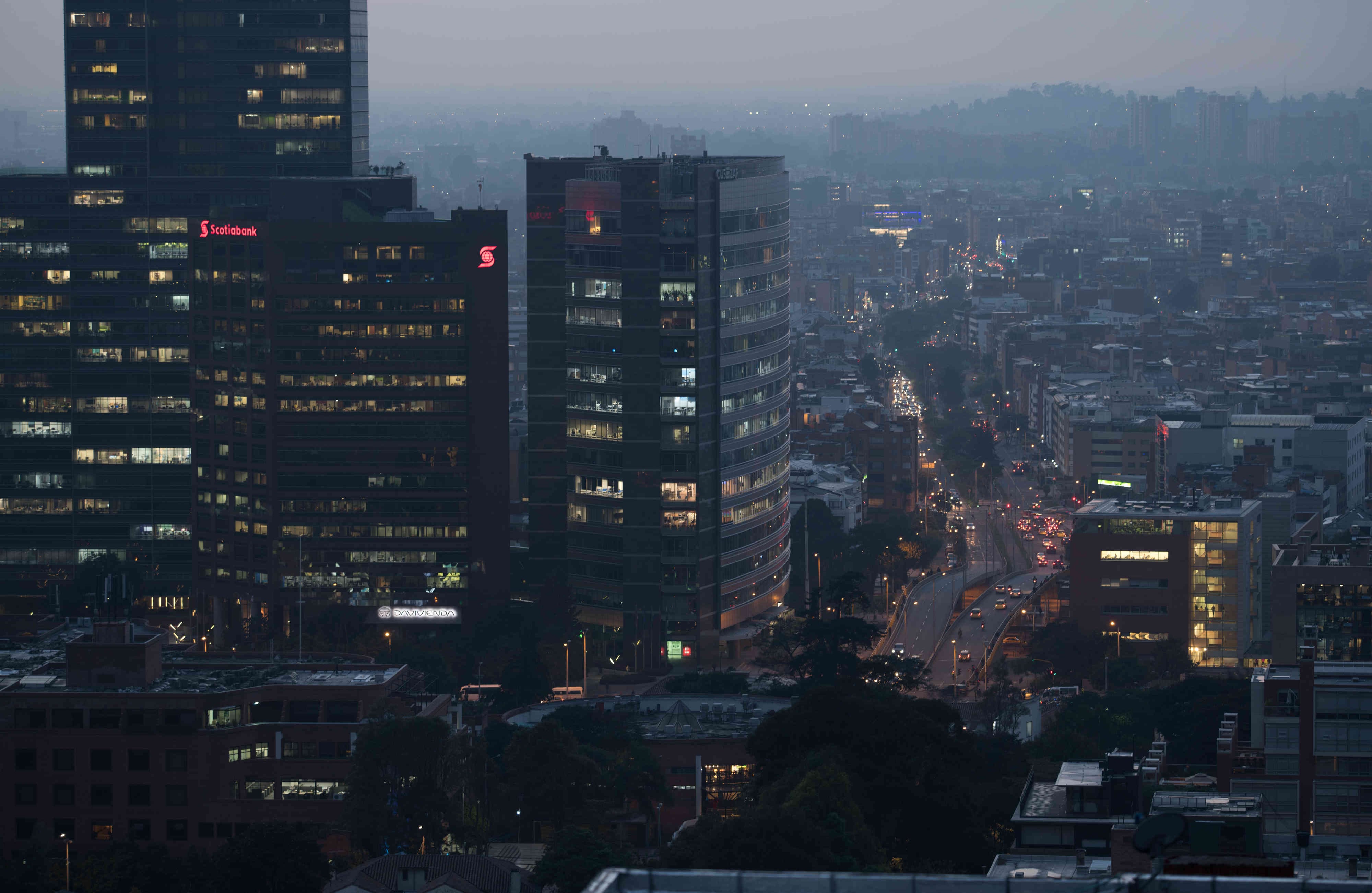 Por eso este jueves, y para celebrar el cumpleaños de Bogotá, Ptassek escogió algunas de sus mejores fotografías sobre la ciudad.