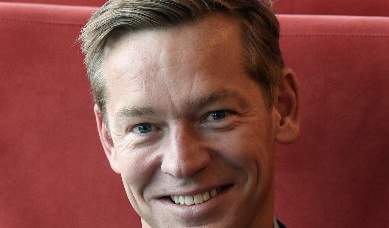 Chris Kempczinski comunicó que los despidos no son una medida para reducir costos dentro de la empresa, sino que están destinados a ayudar a McDonald’s a innovar