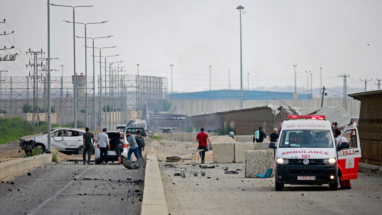 Hasta el momento, el número de víctimas relacionadas con la guerra aumentó a casi 1.600 en ambos bandos, según cifras verificadas. Imagen de referencia.