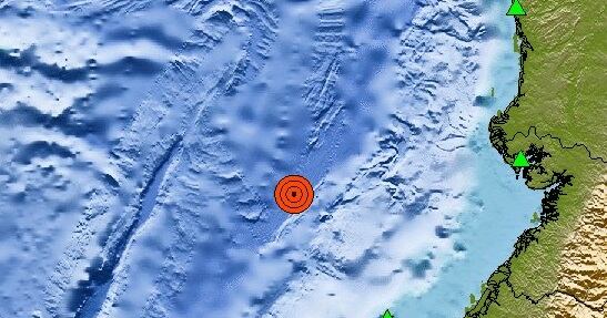 El sismo se registró en aguas colombianas.