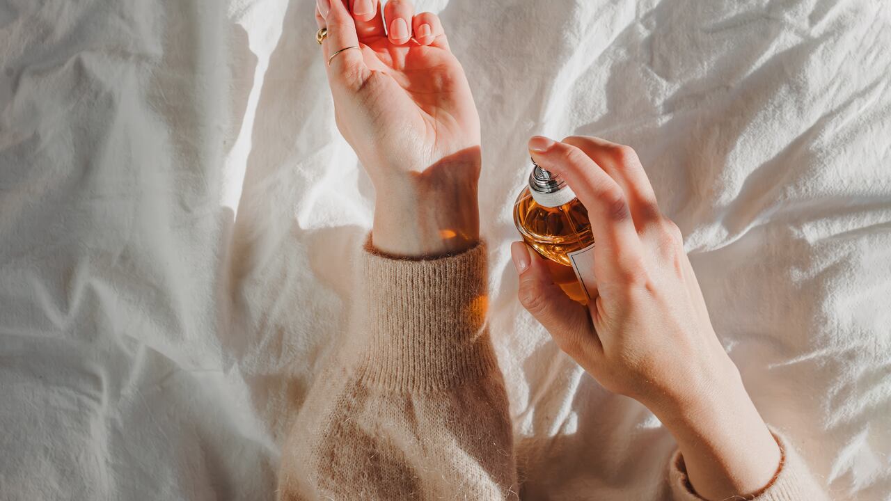 Los perfumes se deben cuidar de ciertas formas para que se prolongue su uso.