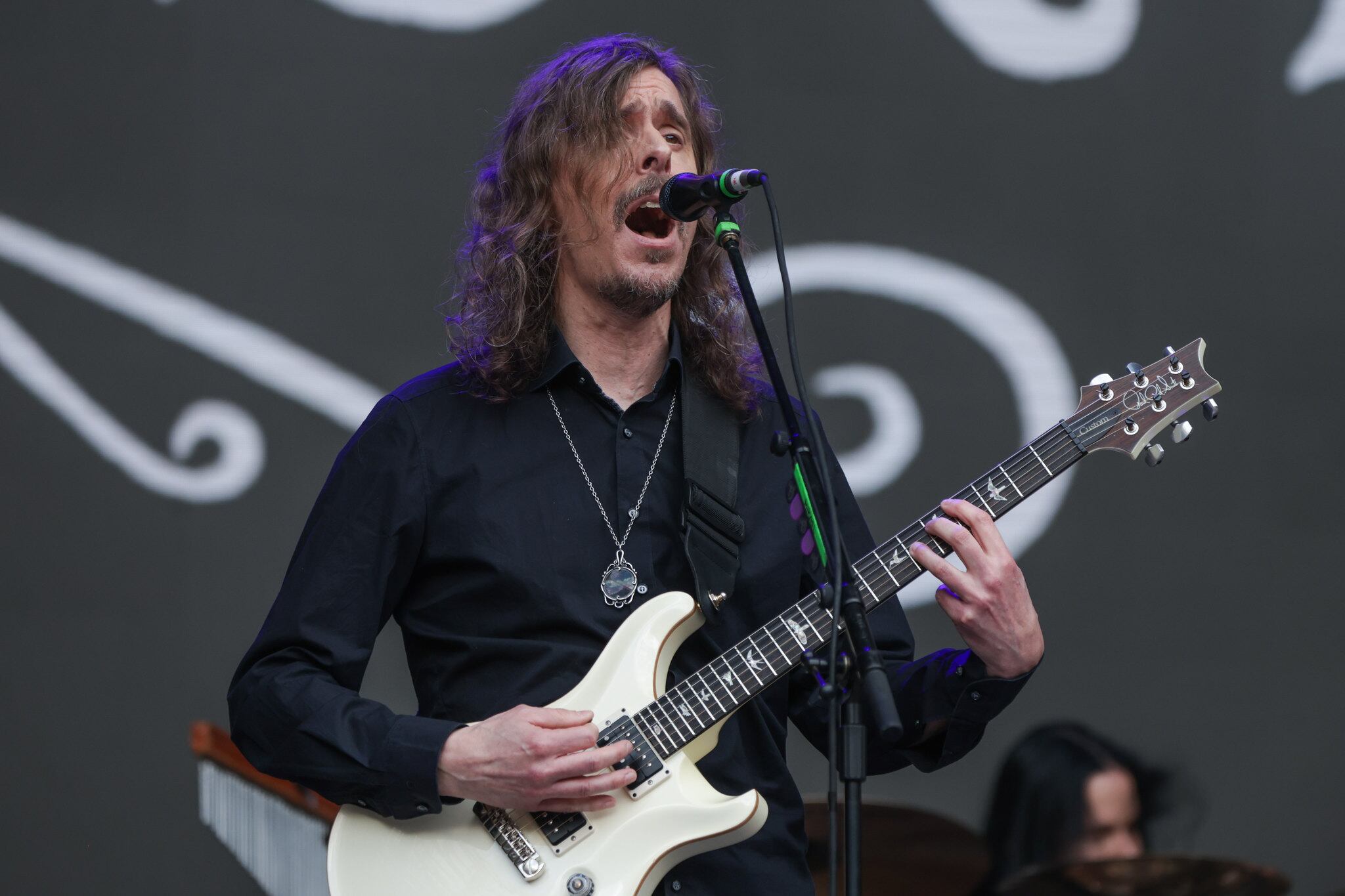 Mikael Åkerfeldt no solo tiene un gran sentido del humor, también un talento impresionante.