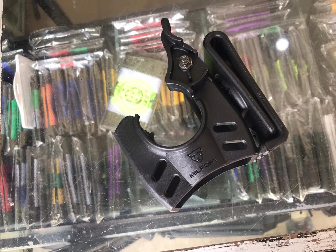 Investigan cartel del bolillo en la Policía