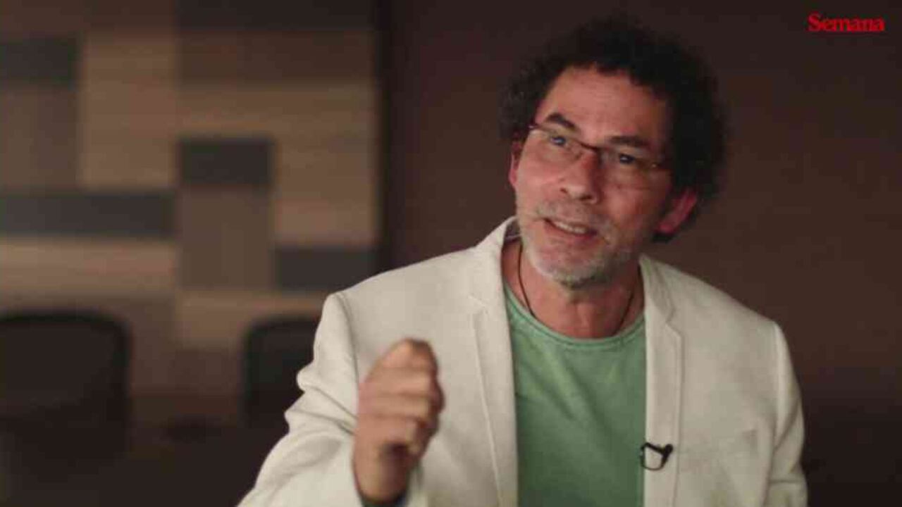 “Hoy estamos prácticamente ante un desplazamiento forzado, así el Gobierno nos esté acompañando ", aseguró Alape.