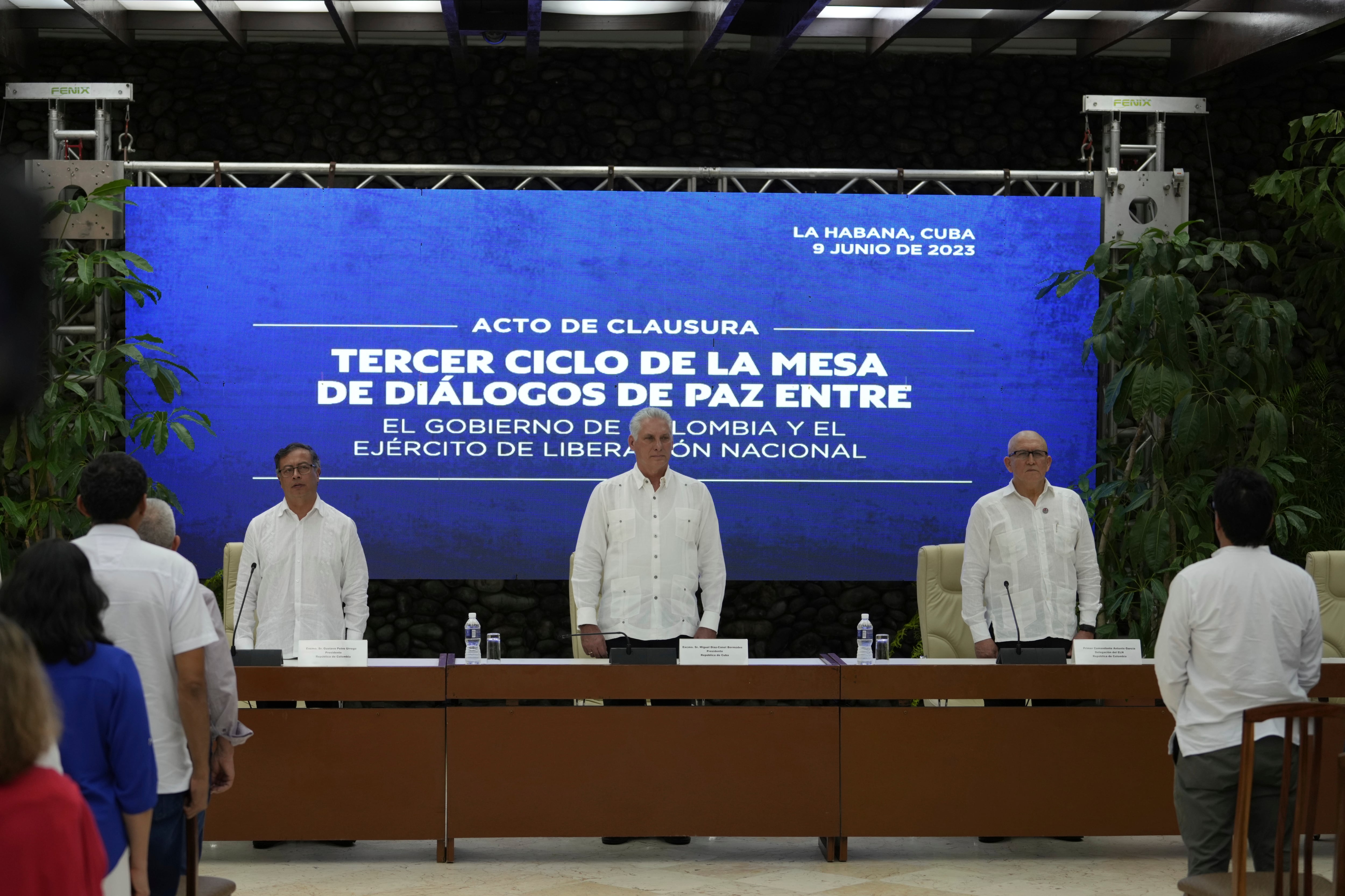 Firma de Cese al fuego entre gobierno Petro y el ELN en la Habana Cuba