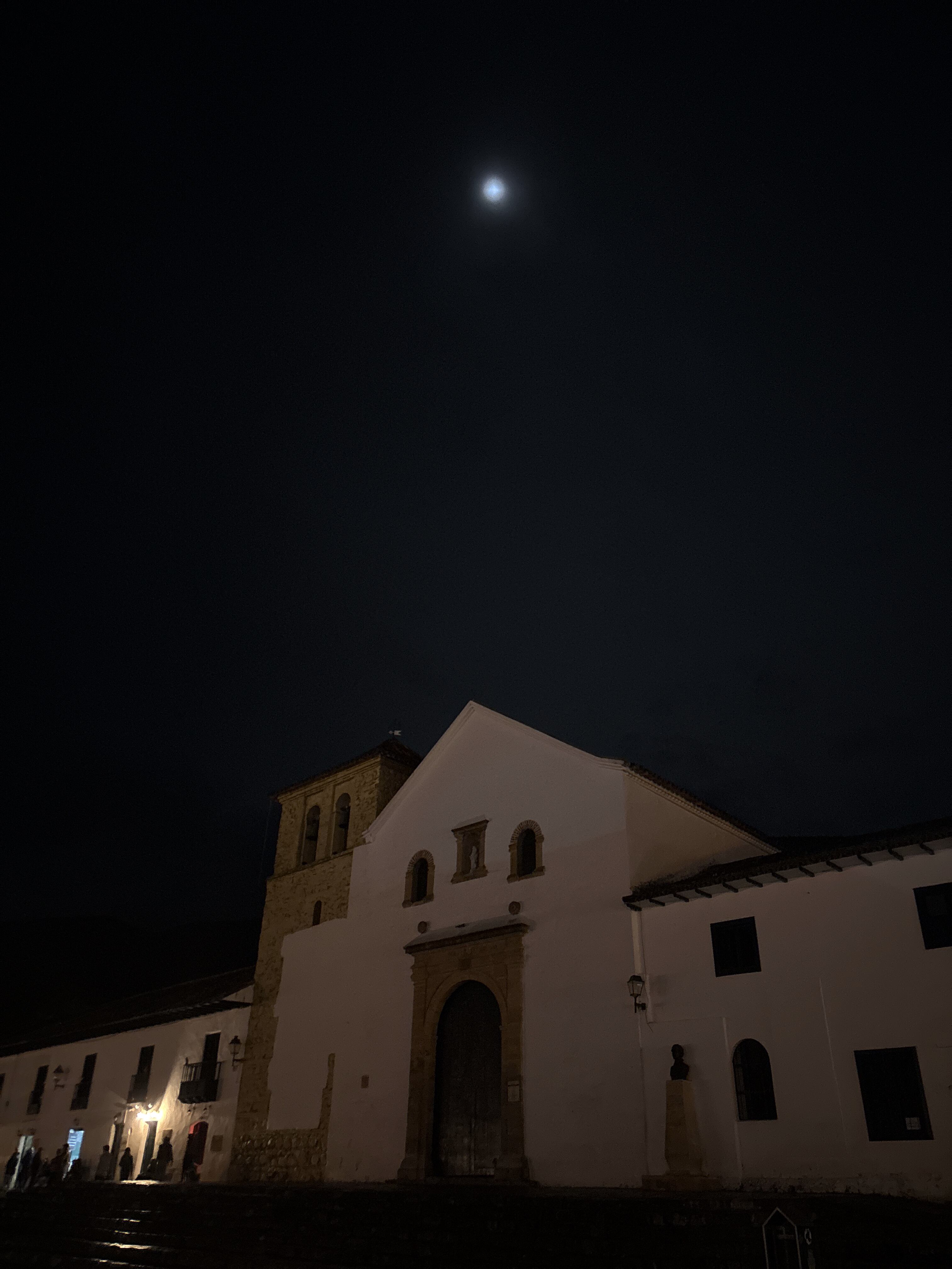 El evento incluirá más de 30 actividades académicas y experienciales,
nuevos espacios dedicados a la astrofotografía.