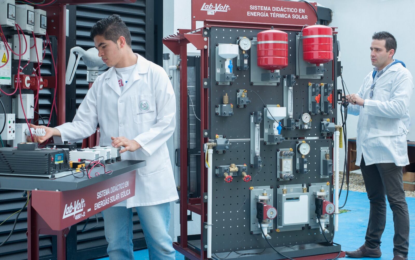 Los Libertadores le apuesta a un modelo educativo flexible e innovador que da respuesta a las necesidades del mercado laboral.