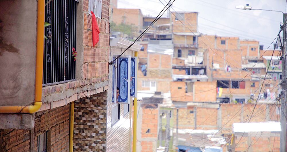     Algunos expertos dicen que los subsidios son útiles como apoyo transitorio, pero no sirven para superar la pobreza.