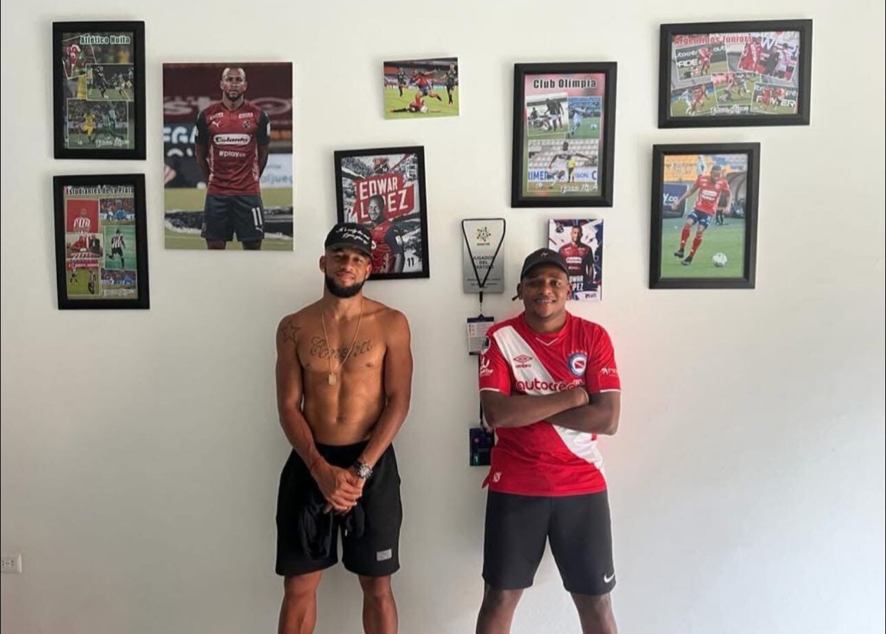 Edward López junto a su mejor amigo, Daniel Garrido.