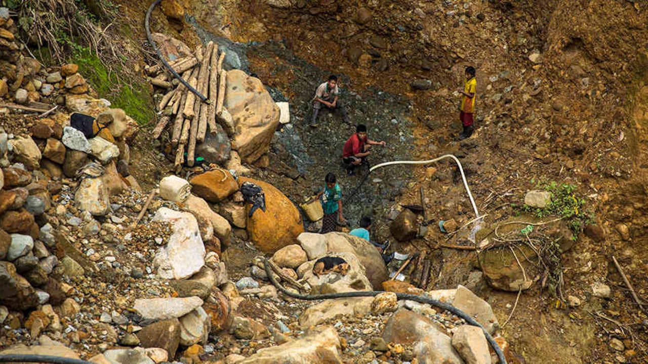 Andes ha sido un municipio con história minera, pero hoy día el café es la principal fuente de ingreso.