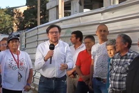 Concejal Diego Cancino en compañía de la comunidad