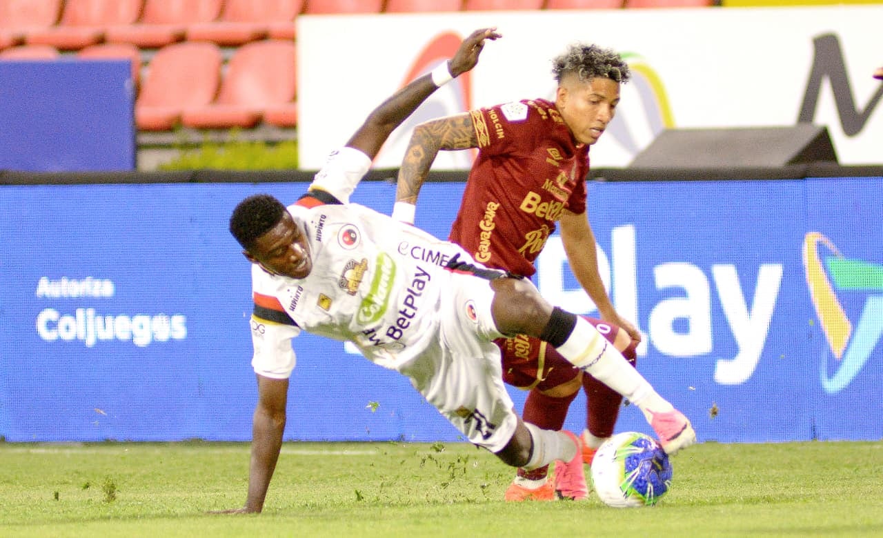 Imagen de la victoria del Deportes Tolima sobre Cúcuta Deportivo.