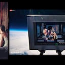 La selección de fotografías proyectadas en el espacio ofrece una perspectiva íntima de la humanidad e invitan a reflexionar desde un punto de vista muy lejano sobre existir en 2020.