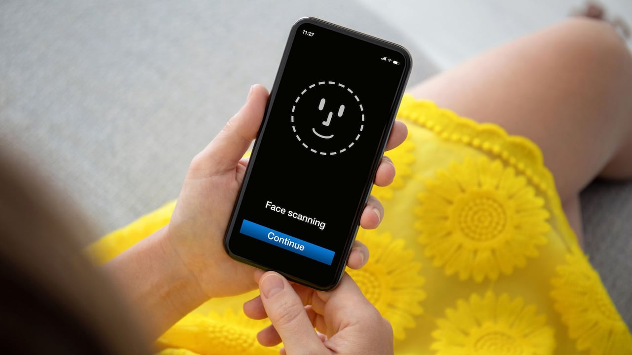El Face ID es el método de seguridad de ofrece iPhone para proteger la información de los usuarios.