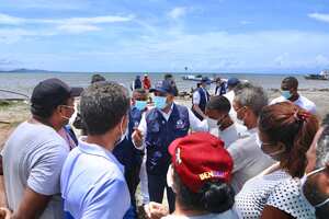 Las lanchas para cruzar vía marítima pueden demorar hasta dos meses para obtener un cupo